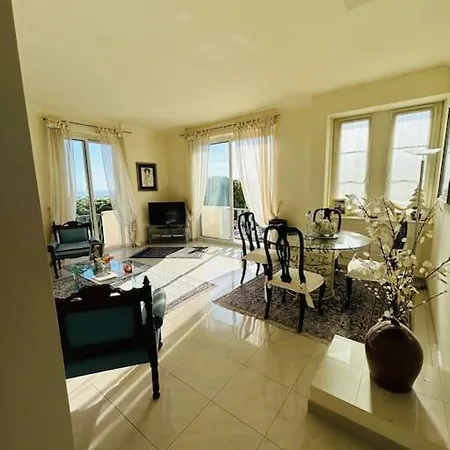 A 300 M Des Plages Apartamento *